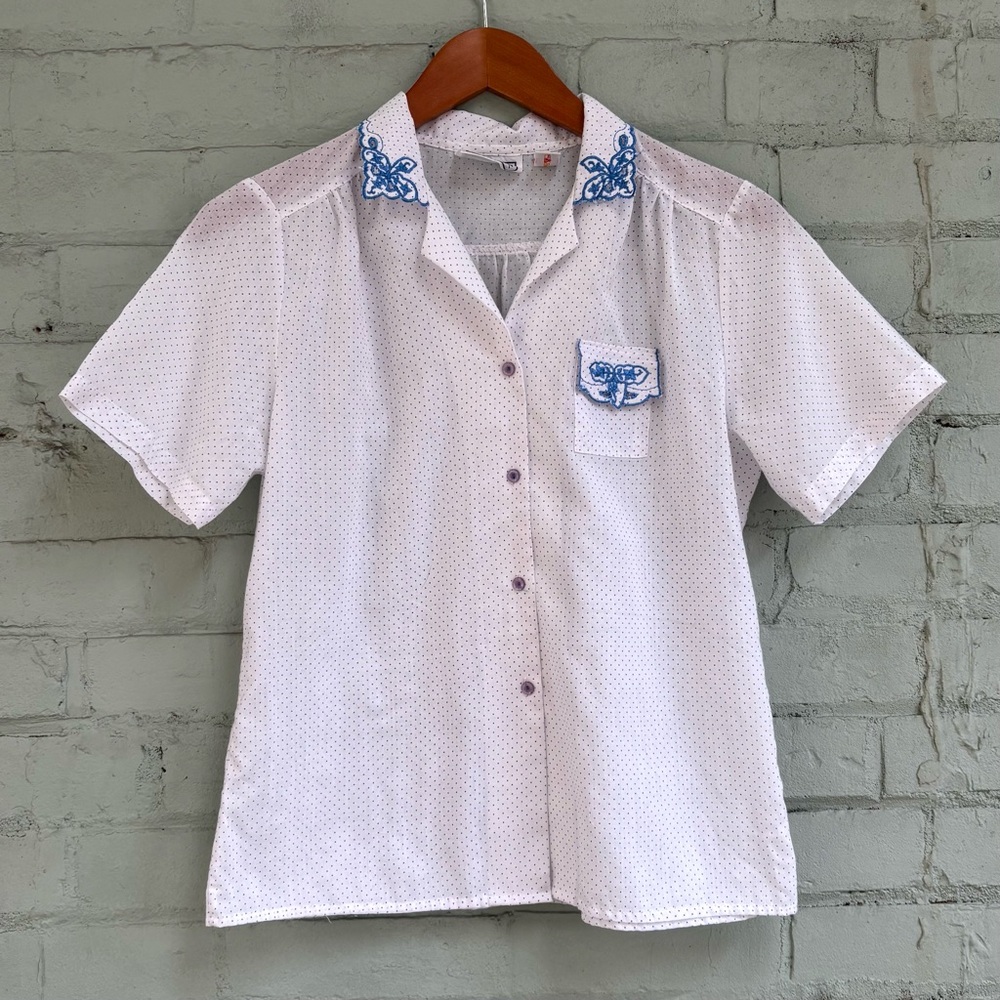 Vintage Polka Dot Short Sleeve Blouse with Blue Embroidery on the Collar